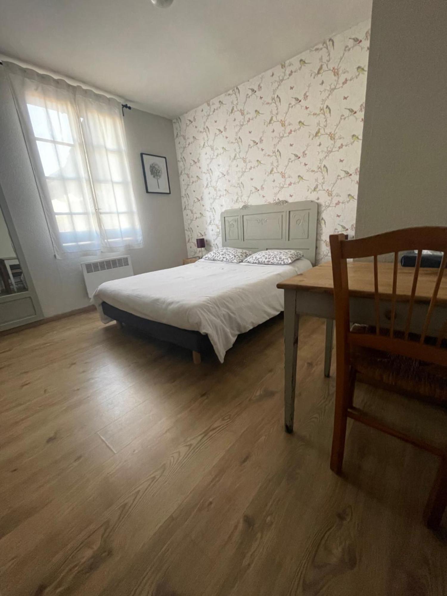 Hotel Et Restaurant Traditionnel L' Escalandes Lesperon  Bagian luar foto